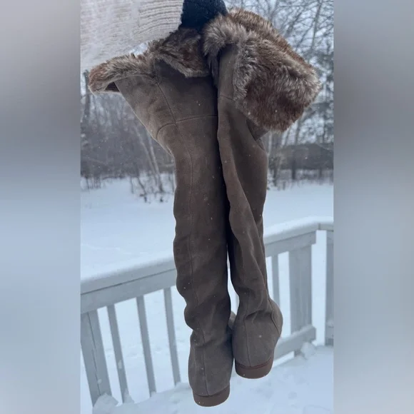 Sam Edelman Orlando suede knee-high boots with faux-fur cuff 9 - Picture 6 of 16